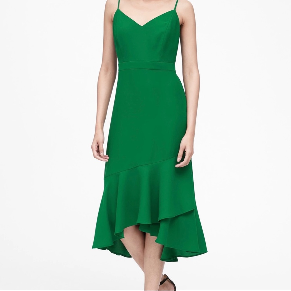 FLASH SALE! ✨NWOT SUMMER Special Banana Republic Dress 6 Emerald Green ✨🌷